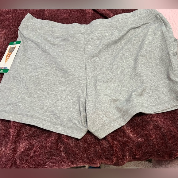Brand new Womens soft shorts - Picture 2 of 7